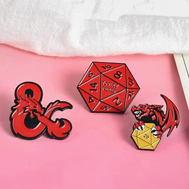 Pins de esmalte rígido DND player DM personalizados OEM